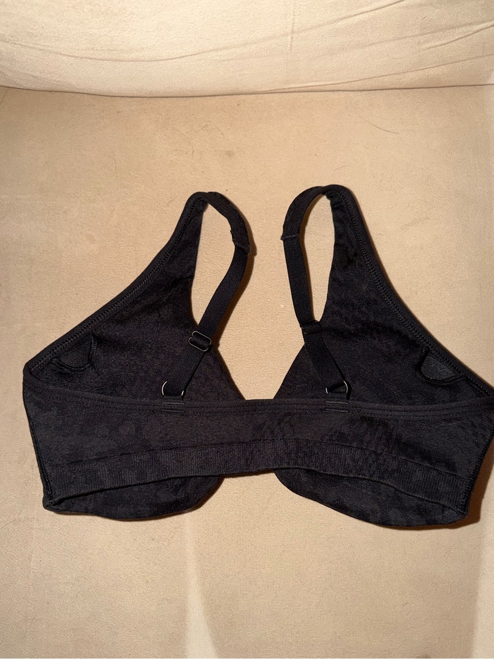 Gymshark Adapt Safari Front Twist Sports Bra - Picture 2 of 3